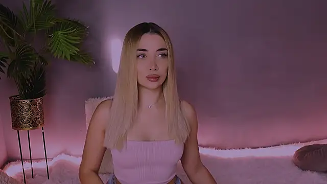 Snapshot of Jessielle chatting on January 2026 07:46:02 AM Jessielle online show from January 2026 07:46:02 AM