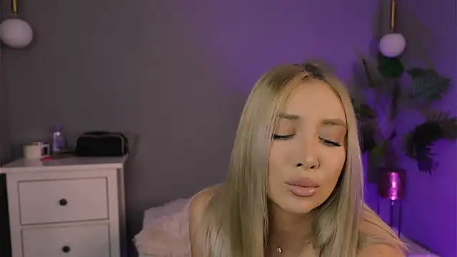 Jessielle online show from June 2026 04:22:02 AM