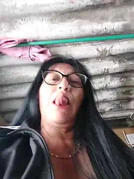 clarita 01 online show from November 2025 12:50:02 PM