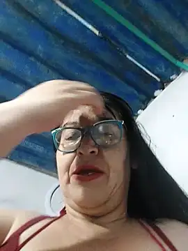 clarita 01 online show from February 2026 12:56:01 PM