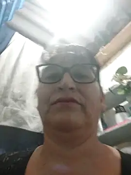 clarita 01 online show from February 2026 03:00:01 PM