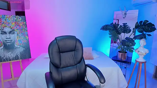 JANYLOVE   online show from February 2026 10:55:02 AM