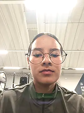  vaness online show from February 2025 04:36:02 AM