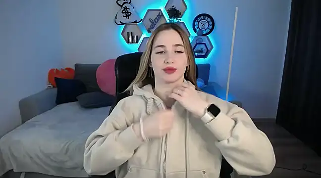 SabrinViolet online show from March 2025 09:09:02 AM