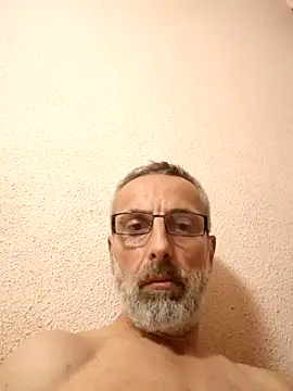 justinont76 online show from March 2026 11:42:01 PM