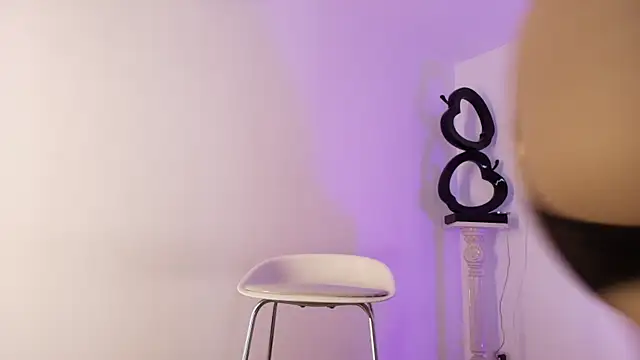 Snapshot of Arya-02 chatting on November 2025 09:53:02 AM Arya-02 online show from November 2025 09:53:02 AM