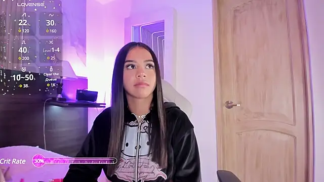 Snapshot of Violet_spencer chatting on January 2025 10:38:01 PM Violet spencer online show from January 2025 10:38:01 PM