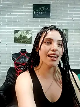 elizatexx online show from December 2024 03:36:01 AM