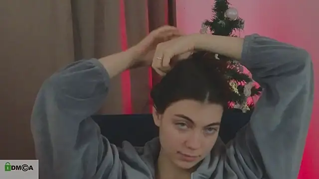 Snapshot of katty__cat chatting on December 2024 03:44:01 PM katty cat online show from December 2024 03:44:01 PM