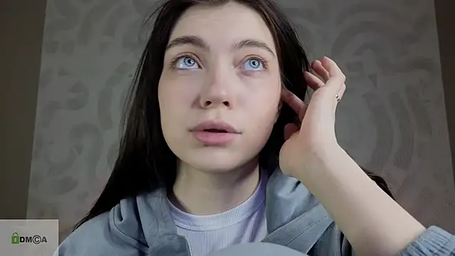 Snapshot of katty__cat chatting on January 2025 01:02:01 PM katty cat online show from January 2025 01:02:01 PM