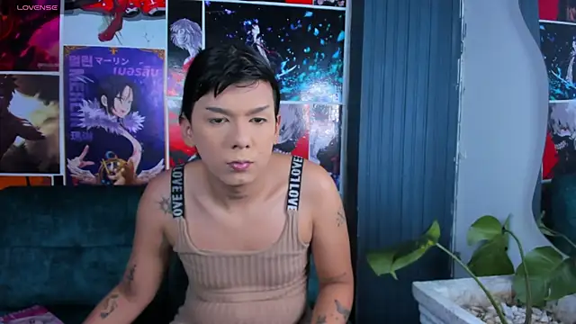 yossi peach cute online show from June 2026 07:53:01 PM