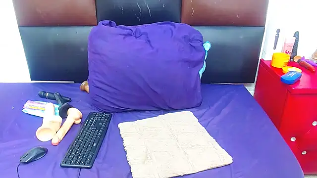 Brookylynbrownxx online show from February 2025 12:03:02 PM