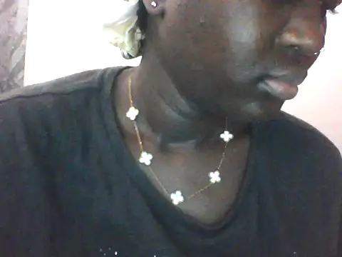 Snapshot of Princess_Tamara chatting on October 2025 06:32:01 AM Princess Tamara online show from October 2025 06:32:01 AM