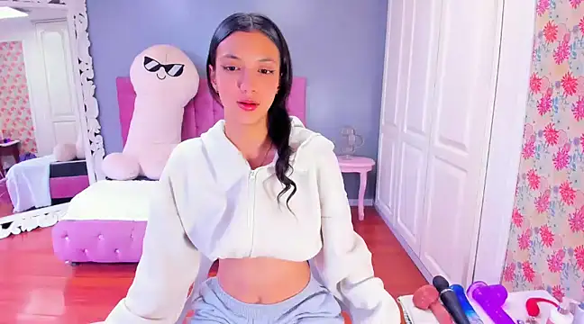 Snapshot of Iris_Stone_ chatting on January 2025 01:35:02 PM Iris Stone online show from January 2025 01:35:02 PM