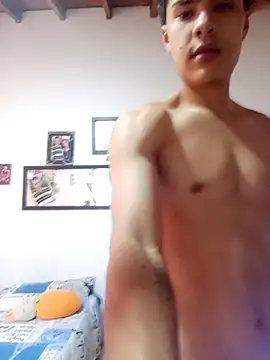 masterdaniel88 online show from March 2025 04:56:02 PM