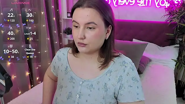 FeralPeach online show from February 2026 06:07:01 AM