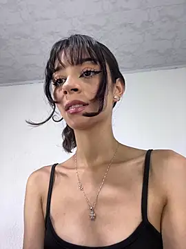 Soy Ania Sweet online show from May 2026 01:58:01 AM