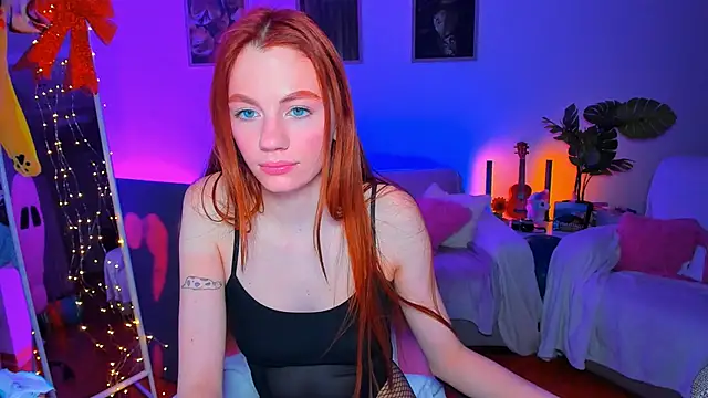 Snapshot of Alyssa_Smitt chatting on March 2025 11:46:01 PM Alyssa Smitt online show from March 2025 11:46:01 PM