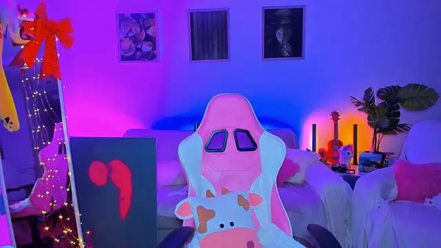 Snapshot of Alyssa_Smitt chatting on March 2025 02:30:02 AM Alyssa Smitt online show from March 2025 02:30:02 AM