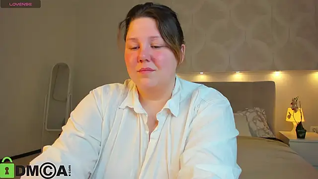 Ruth Oliver online show from June 2026 01:11:01 AM