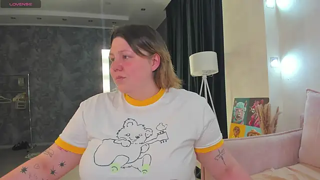 Ruth Oliver online show from July 2026 09:23:01 AM