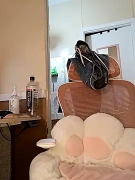 SafeinouterSpace online show from September 2025 04:36:01 AM