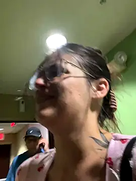 SafeinouterSpace online show from October 2025 04:48:01 PM