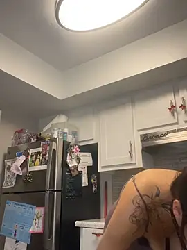 SafeinouterSpace online show from December 2025 08:02:01 PM