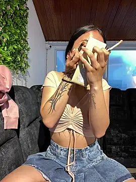 Ady 18 online show from February 2025 01:59:01 PM