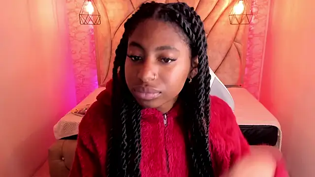 Queen perla  online show from March 2025 12:15:01 PM