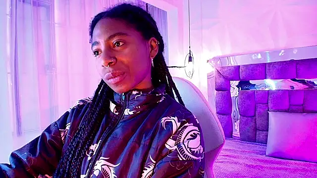 Queen perla  online show from July 2026 01:38:01 PM
