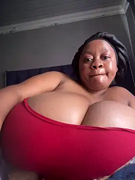 Chubbykarisma27 online show from May 2026 12:00:02 PM