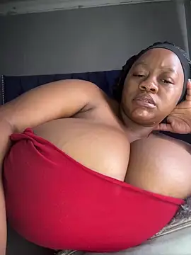 Chubbykarisma27 online show from May 2026 10:33:02 AM