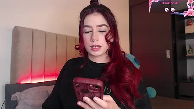 Snapshot of Your_rosalie chatting on January 2026 04:26:01 AM Your rosalie online show from January 2026 04:26:01 AM