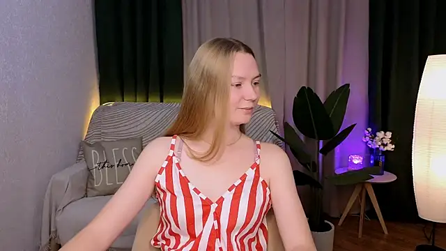 CarolynCohen   online show from December 2024 02:03:02 AM