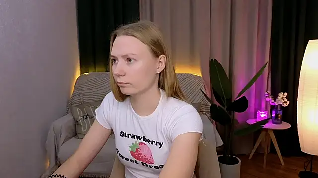 CarolynCohen   online show from December 2024 01:56:02 AM