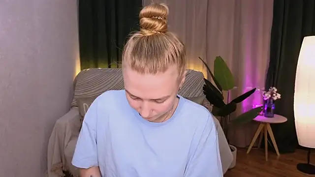 CarolynCohen   online show from February 2025 04:59:01 AM