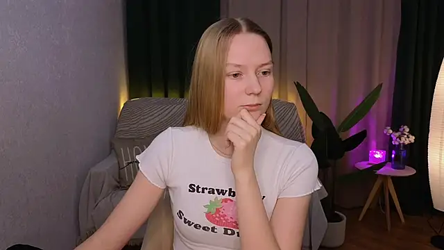 CarolynCohen   online show from February 2025 11:53:01 AM