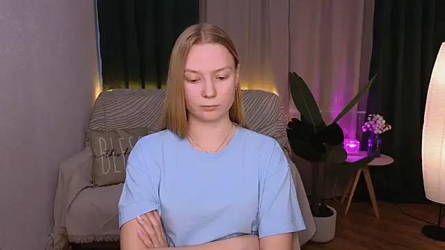 CarolynCohen   online show from February 2025 05:01:01 AM