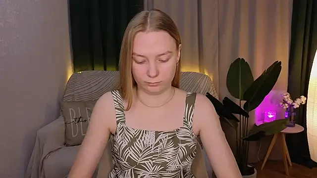 CarolynCohen   online show from March 2025 02:10:01 AM