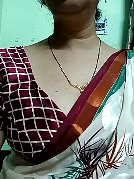 Rosy-B online show from December 2024 10:00:02 PM