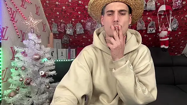 Snapshot of Cookieboy88 chatting on December 2025 07:10:02 PM Cookieboy88 online show from December 2025 07:10:02 PM