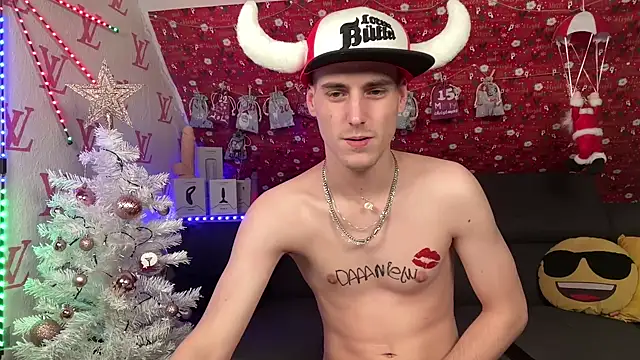 Snapshot of Cookieboy88 chatting on December 2025 07:53:02 PM Cookieboy88 online show from December 2025 07:53:02 PM