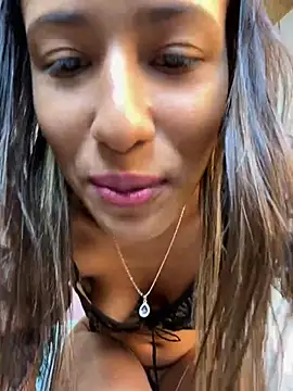 Snapshot of Valentinabaker chatting on January 2025 12:47:02 PM Valentinabaker online show from January 2025 12:47:02 PM