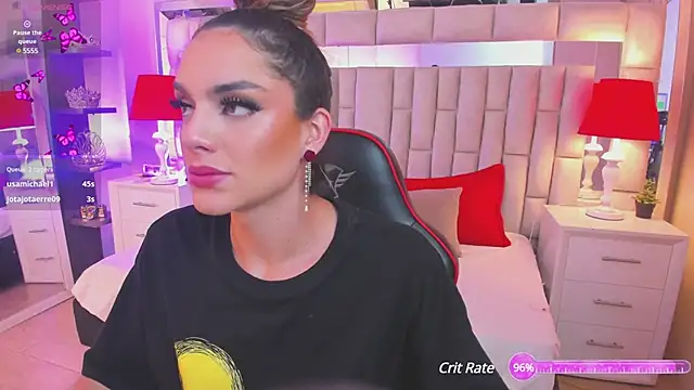 Snapshot of mariiahneedles chatting on March 2025 02:50:01 AM mariiahneedles online show from March 2025 02:50:01 AM