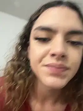 mariiahneedles online show from June 2026 04:34:02 PM
