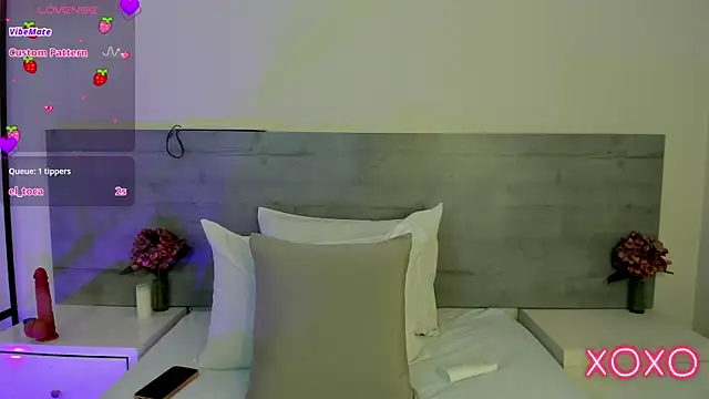 DulceColeman online show from May 2026 11:27:01 AM