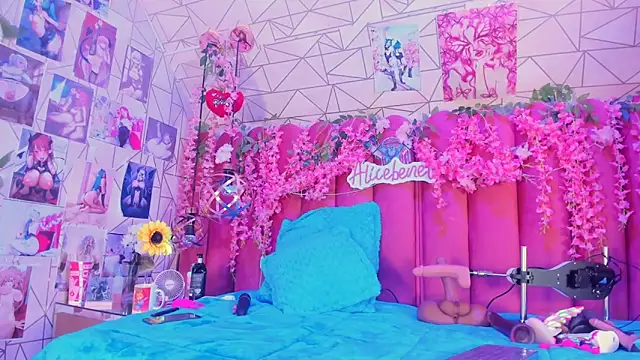 Alicebenett online show from November 2025 10:20:02 PM