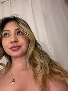 SaraFerreira online show from March 2025 11:53:01 PM