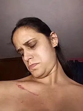 Snapshot of Catalinacandela chatting on January 2026 08:01:02 PM Catalinacandela online show from January 2026 08:01:02 PM